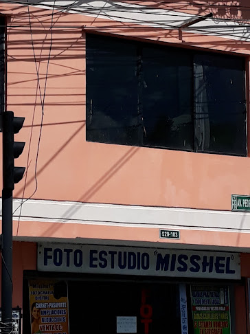 Opiniones de Estudio Mishell en Quito - Estudio de fotografía