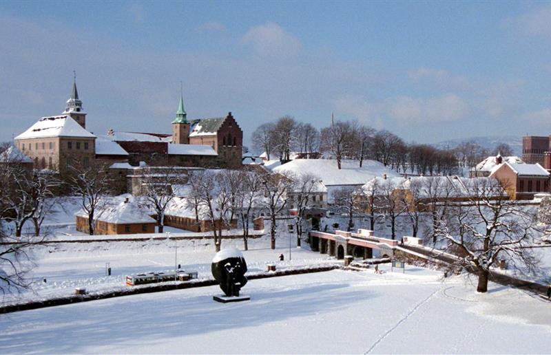 Résultat de l'image pour l'hiver du château et de la forteresse d'Akershus