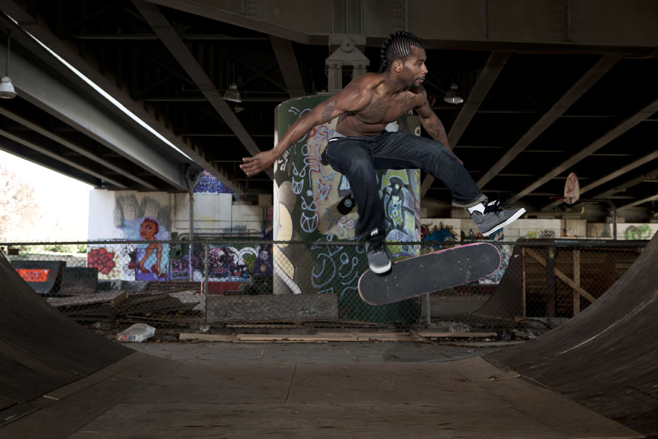 The Hype Magazine 24/7 News: Professional Skateboarder Darren Harper :  Gives back HOPE