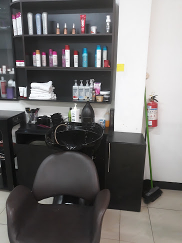 Comentarios y opiniones de FANTA'S TIC LOOK PELUQUERIA