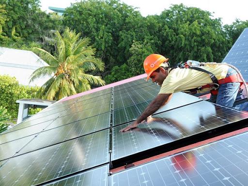 Phúc Nguyễn Solar- Lắp đặt trọng bộ năng lượng mặt trời độc lập