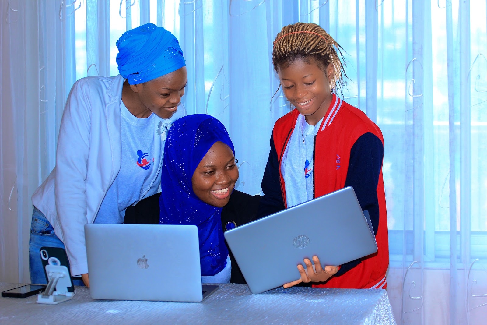Formation d'anglais en mini-groupe à PERFLANG, le meilleur centre de formation d'anglais à parakou et au Bénin
