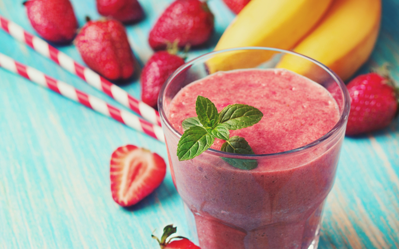 Banana And Strawberry Shake for Weight Gain