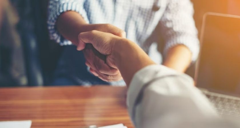 Cân nhắc kỹ khi dùng dịch vụ vay tiền bao đậu hồ sơ 