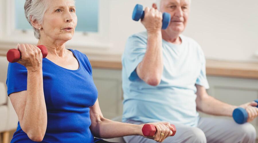 A prática de atividades físicas por idosos garante uma maior autonomia.