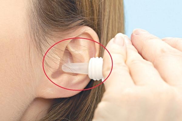Thuốc nhỏ tai Ciprodex, Hydrocortisone giúp giảm triệu chứng viêm tai giữa