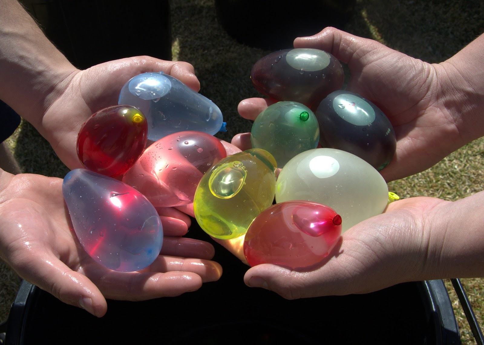8 juegos con globos de agua