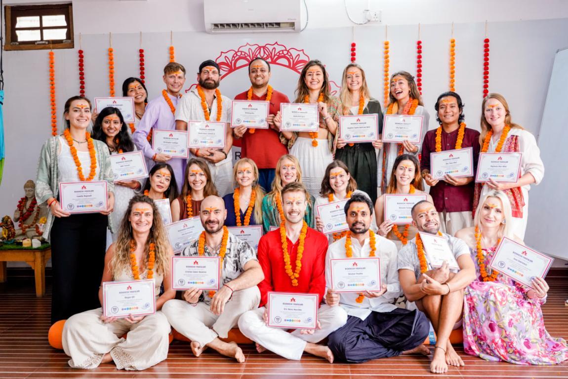 300 yoga teacher training in risikesh