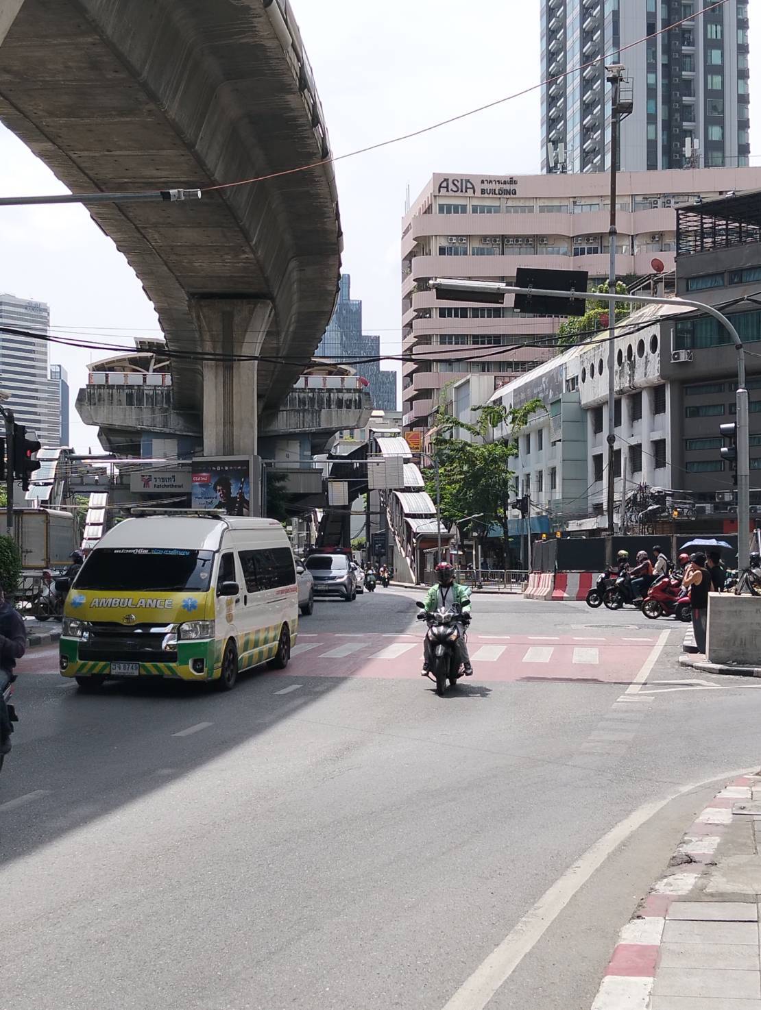 รูปภาพ