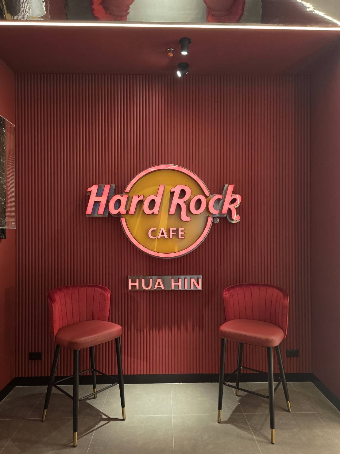 Hard Rock Cafe Hua Hin