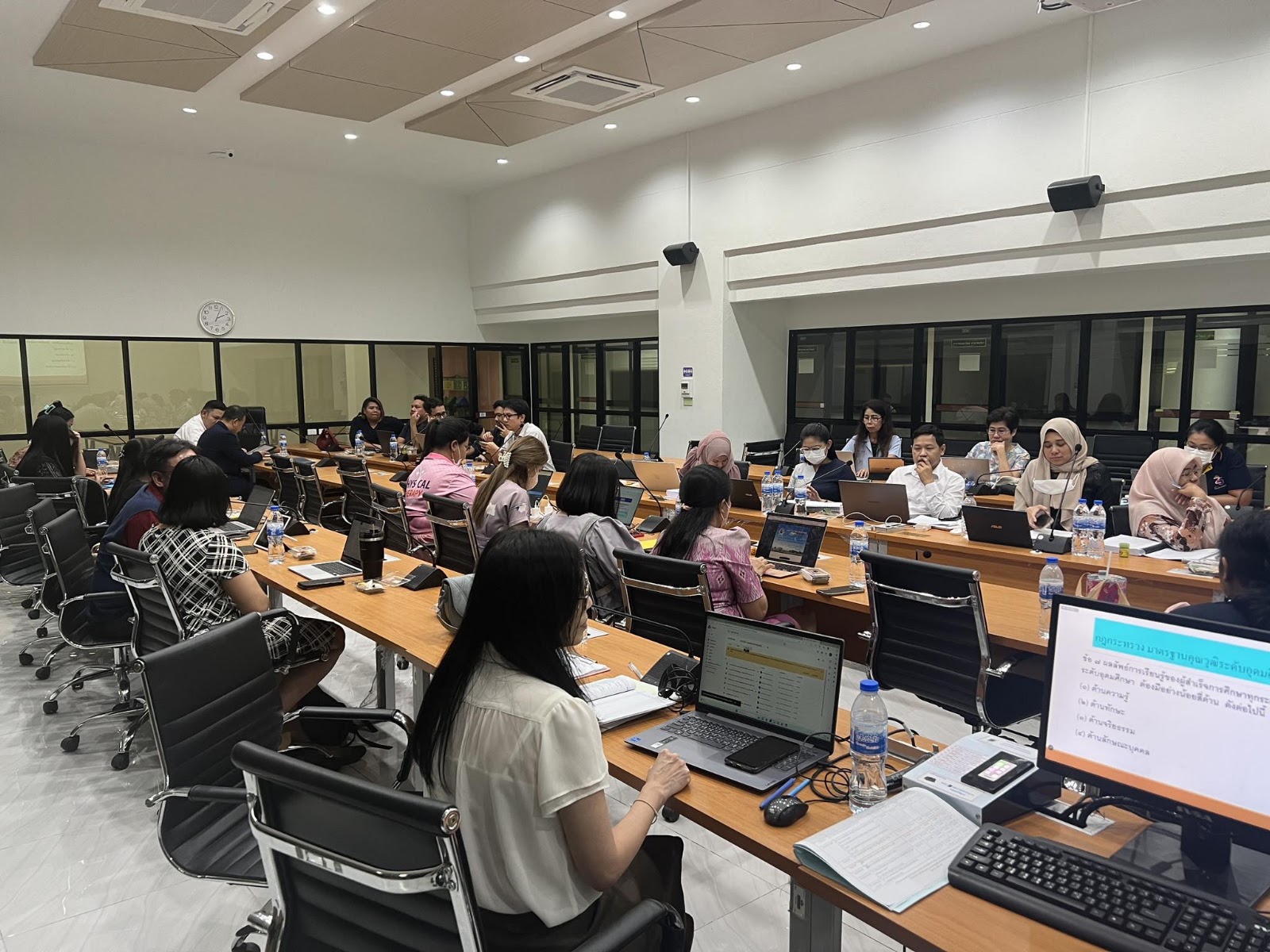 การจัดทำเอกสารรายละเอียดของหลักสูตรสำหรับกลุ่มหลักสูตรที่มีสภาวิชาชีพกำกับ4