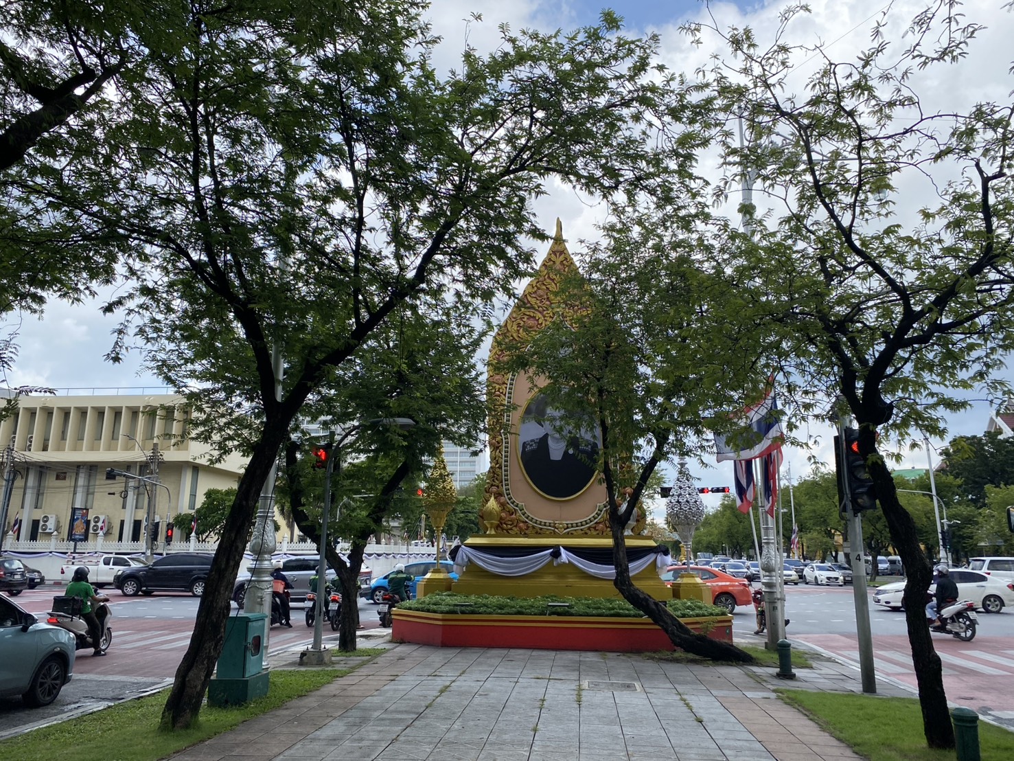รูปภาพ