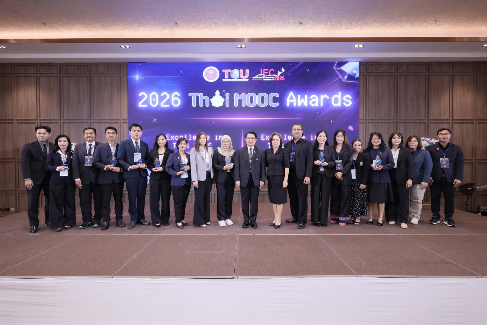 ศูนย์ความเป็นเลิศการเรียนการสอนแสดงความยินดีกับคณาจารย์หลักสูตรวิศวกรรมคอมพิวเตอร์และปัญญาประดิษฐ์ รับรางวัล 2026 Thai MOOC Awards-2