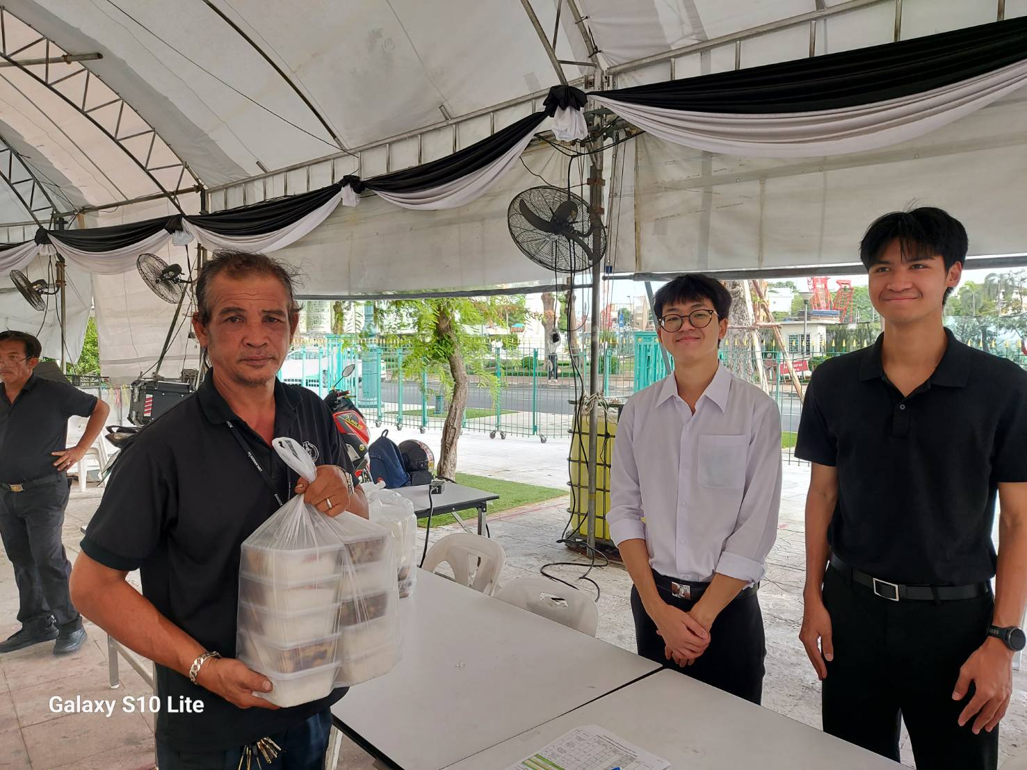 รูปภาพ