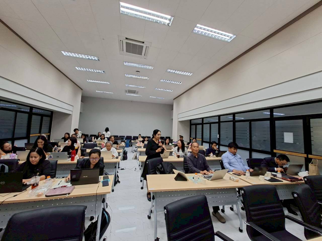 ศคร. ร่วมกับ ศนท. จัดอบรมเชิงปฏิบัติการหัวข้อ 