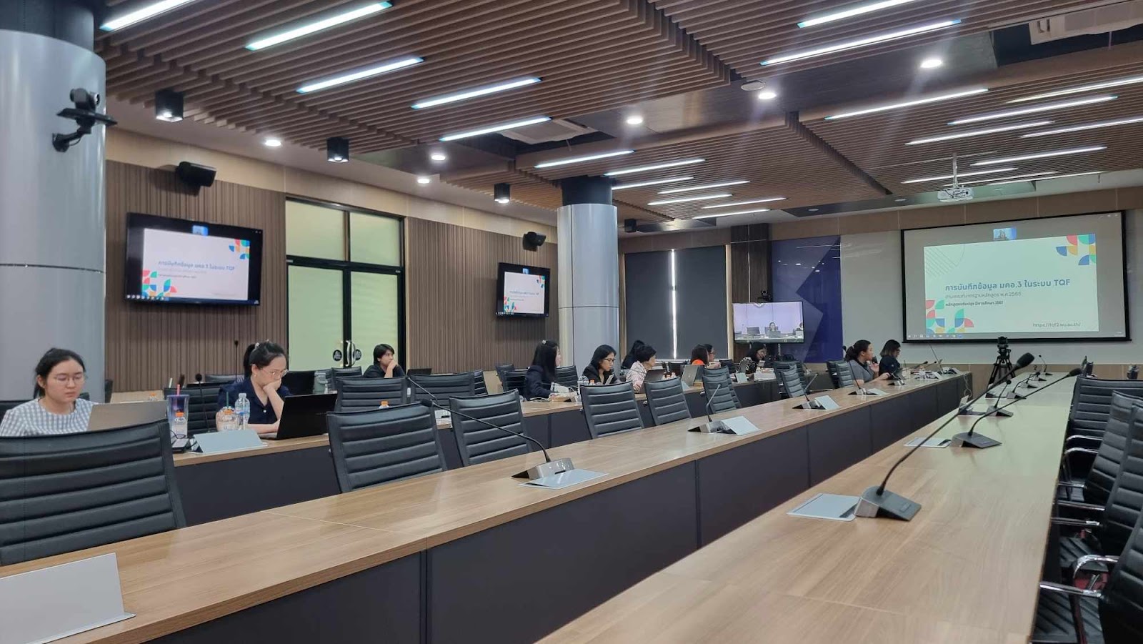 ศคร. ร่วมกับ ศทท. ได้จัดอบรมเชิงปฏิบัติการในหัวข้อ การบันทึกข้อมูล มคอ.3 ในระบบ TQF ที่พัฒนาใหม่ตามเกณฑ์มาตรฐานหลักสูตร พ.ศ. 2565-4