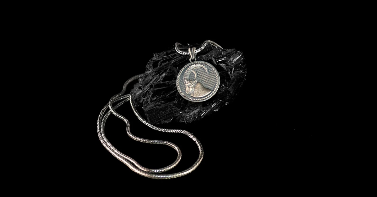 silver necklace aries