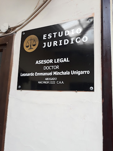 Dr Leornardo Emmanuel Minchala Unigarro - Cuenca