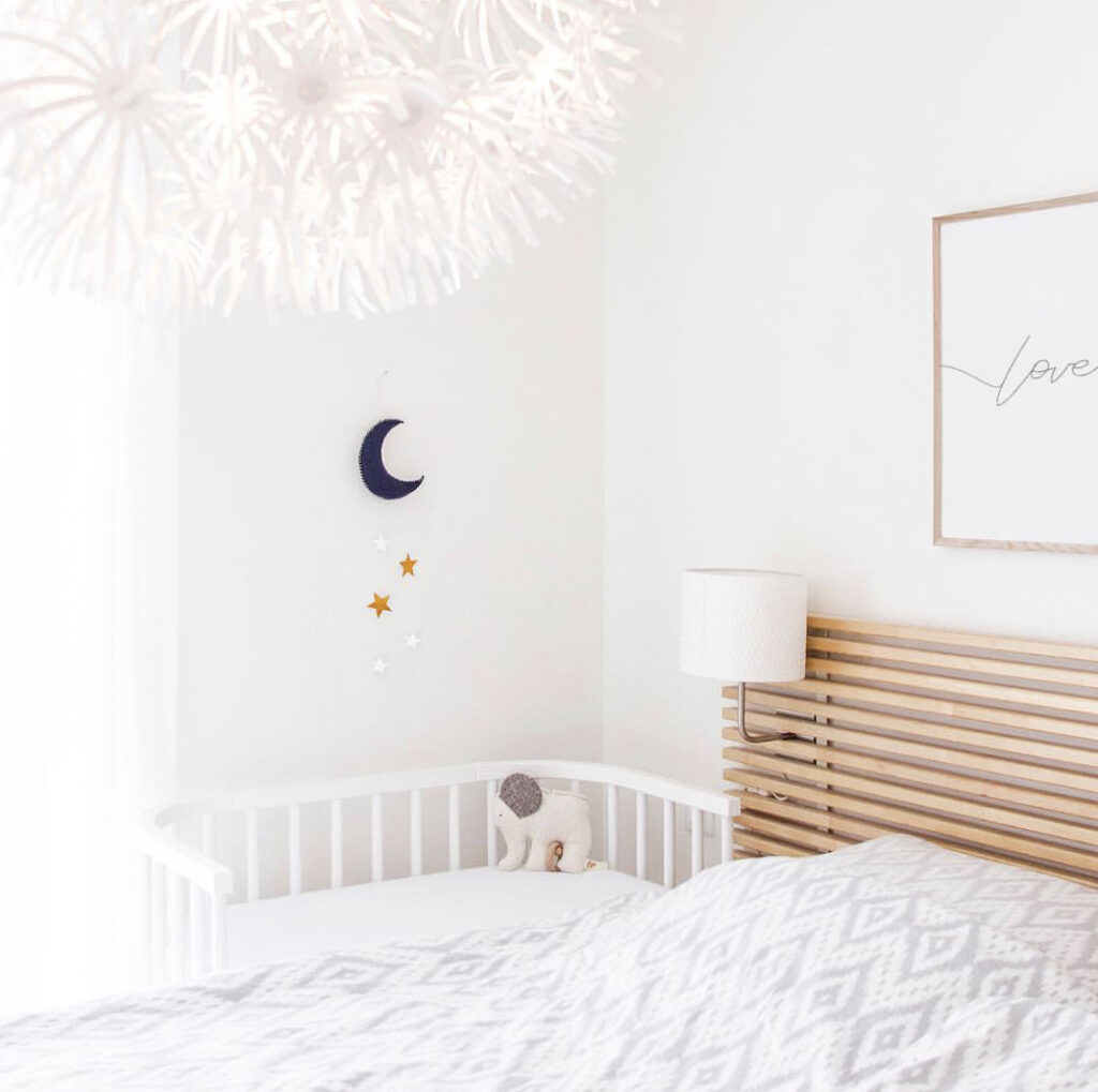 Minimal nursery furniture in a neutral color palette | babybay bedside sleeper