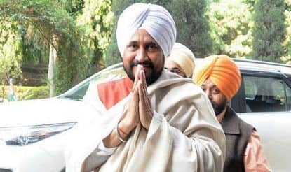Charanjit Singh Channi to be New Punjab Chief Minister, Swearing-in at 11  AM on Monday | LIVE Updates
