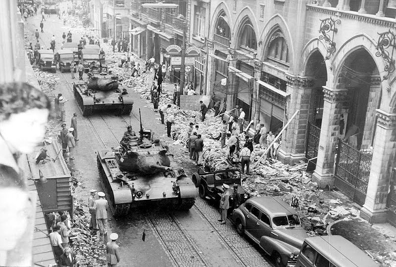 6-7 Eylül 1955, İstanbul Beyoğlu İstiklal Caddesi