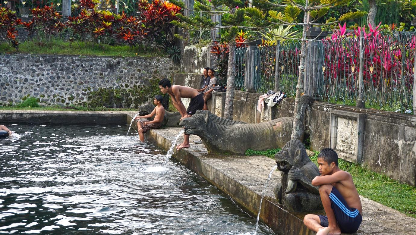 C:\___Bali_Aug15\9_Tirta\DSC06198.JPG