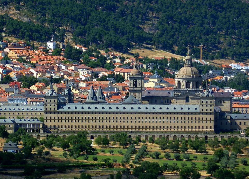 España La Bella, Panorama, El Escorial, España