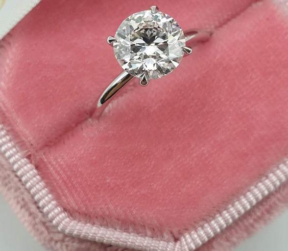 Purchase The Beautiful White Gold Engagement Rings