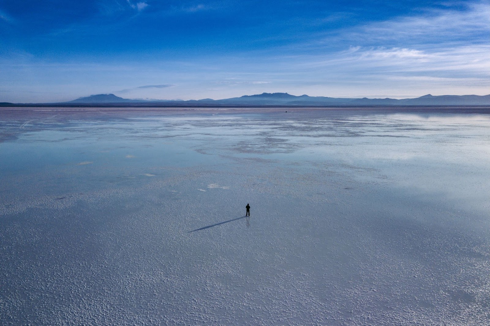 Angelo Chiacchio solo in Salar d’Uyuni, Bolivia