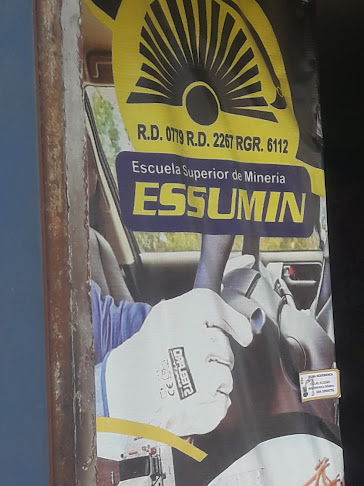 Opiniones de Escuela Superior Minera Essumin en Arequipa - Escuela