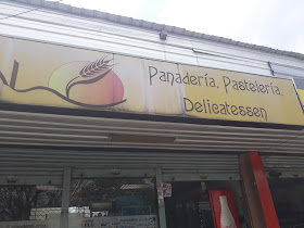 Panadería y Pastelería Delieatessen