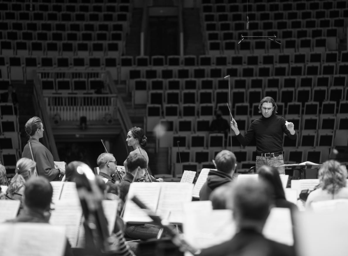 Fragments from opera "Der Rosenkavalier" (part of Sophie) at Tchaikovsky Concert Hall with Svetlanov Symphony Orchestra and Vladimir Jurowski