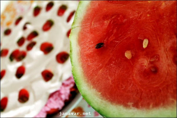 Rezept für Wassermelonentorte - "Ich habe eine Wassermelone getragen ..."