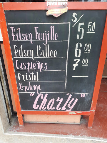 Comentarios y opiniones de Charly Resto Bar