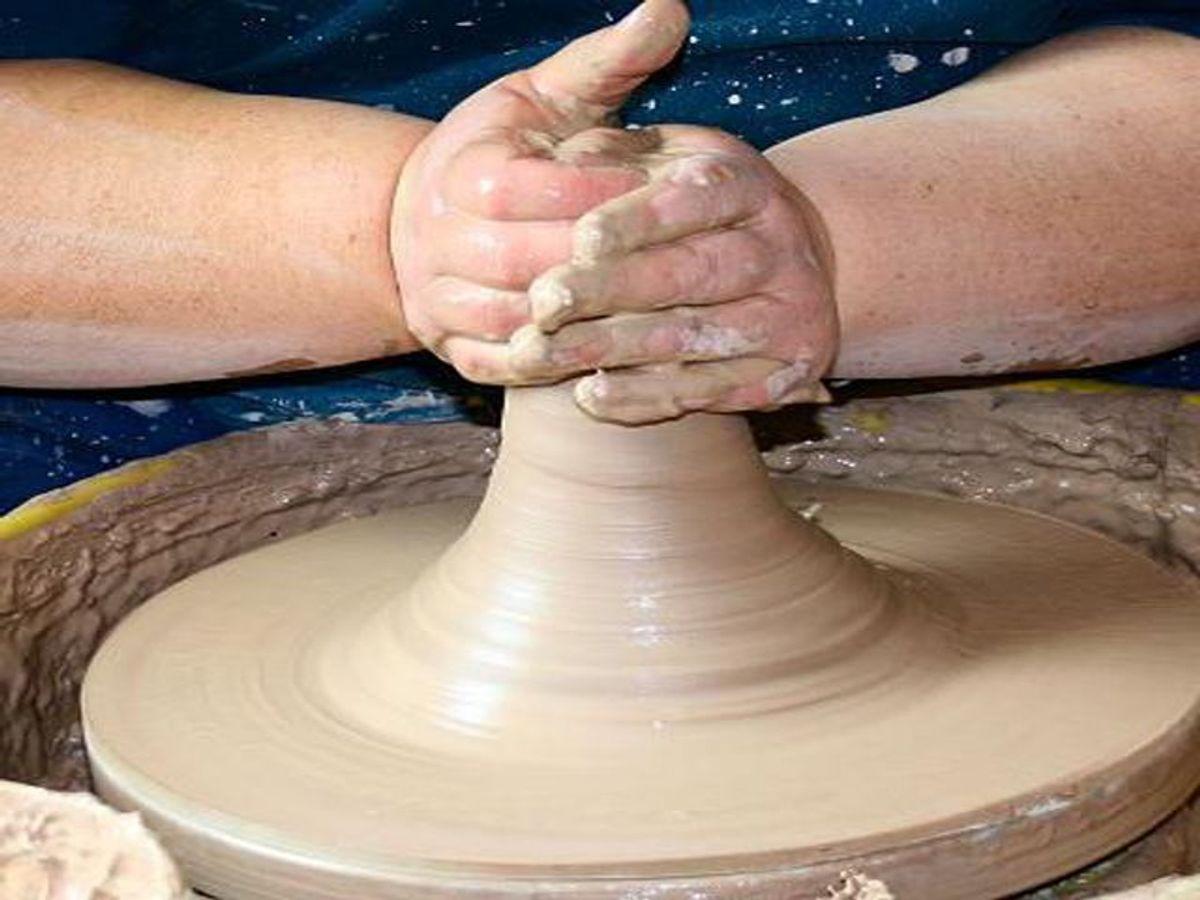 How to Make a Ceramic Pot at Home