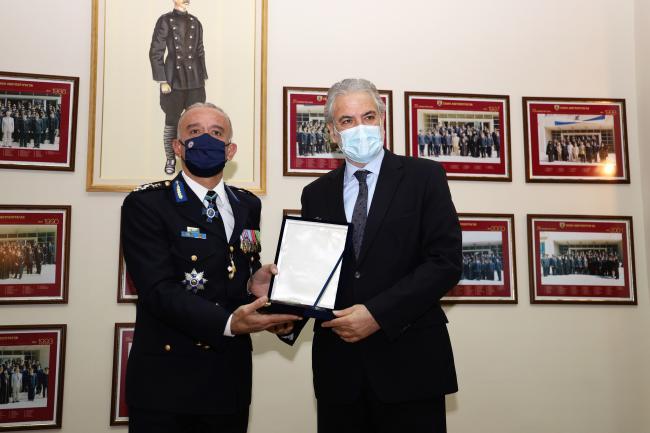 https://www.fireservice.gr/documents/20184/2690117/13.jpg/e5c7a187-cea3-4cac-9b42-a062d13c6cb5?t=1644840870403&imageThumbnail=2
