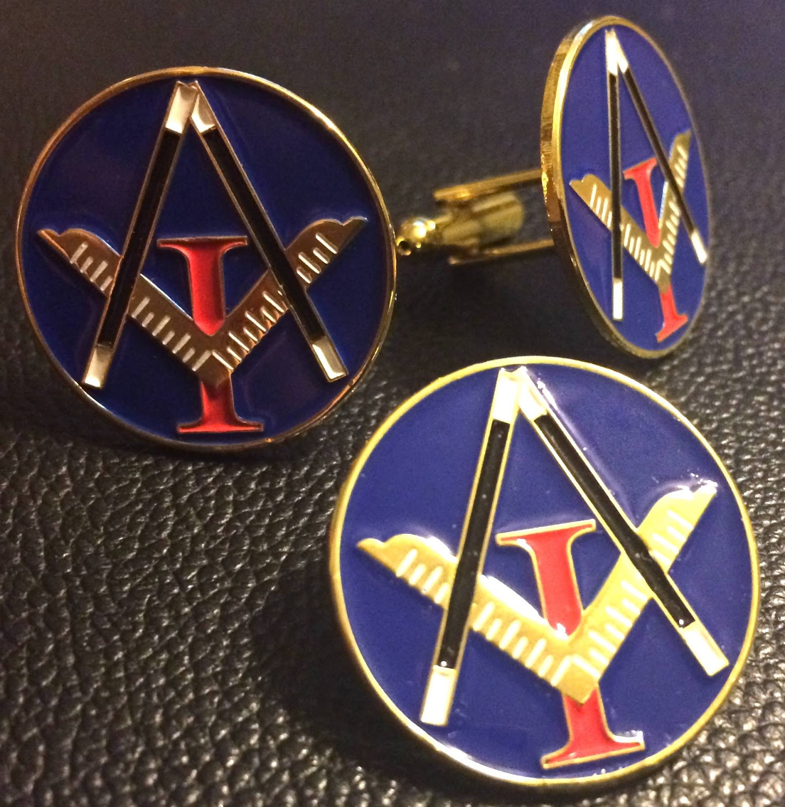 Invisible Lodge Masonic pins depicting the Square and Compasses and magic wands