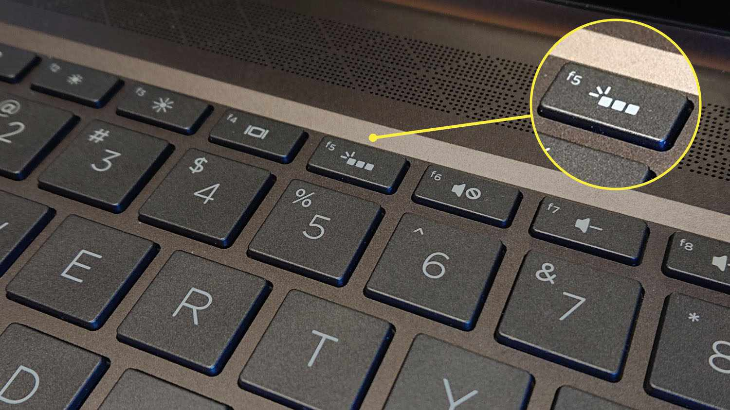 When connecting a wireless gaming keyboard to a windows laptop press the function key to get the laptop to pair with the keyboard. 
