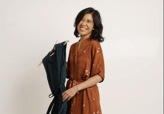 INDONESIA ENTREPRENEUR: DENICA FLESCH, FOUNDER SUKKHA CITTA. BRAND FASHION  YANG MENGANGKAT DERAJAT PENGRAJIN.