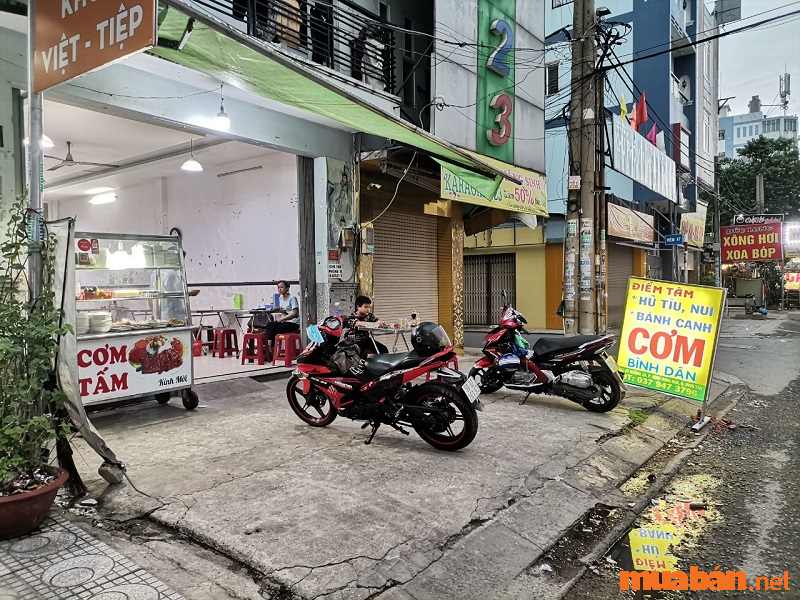 Nhà mặt tiền phù hợp với mục đích kinh doanh
