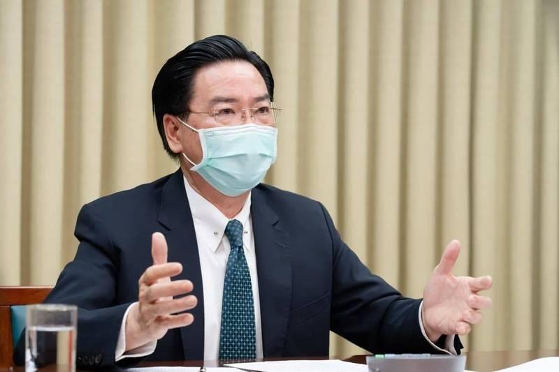 外交部長吳釗燮今推文回應感謝美國支持，並指出中國妄想仿效神學士組織，但「台灣人民擁有決心及能力來保護我們自己」。（資料照，外交部提供）