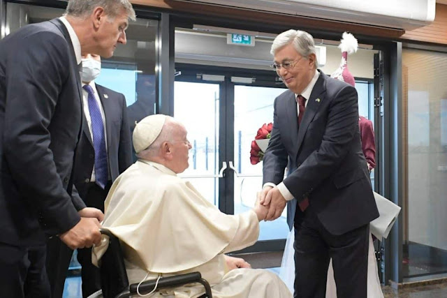 Đức Thánh Cha bắt đầu “Cuộc Hành hương vì Hòa bình” tại Kazakhstan