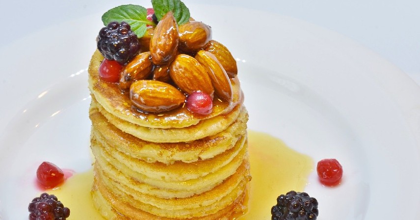 Pancake Almond - 5 Resep Olahan Kacang Almond yang Unik, Lezat dan Sehat!.jpg