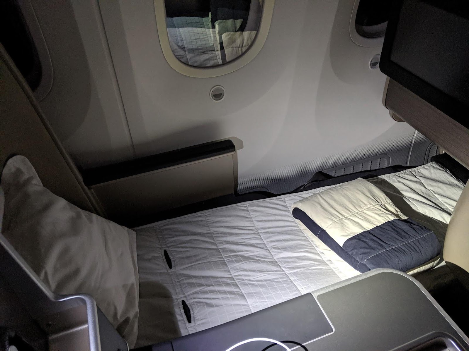 Qantas Business Class Bed 787 Seat 7A