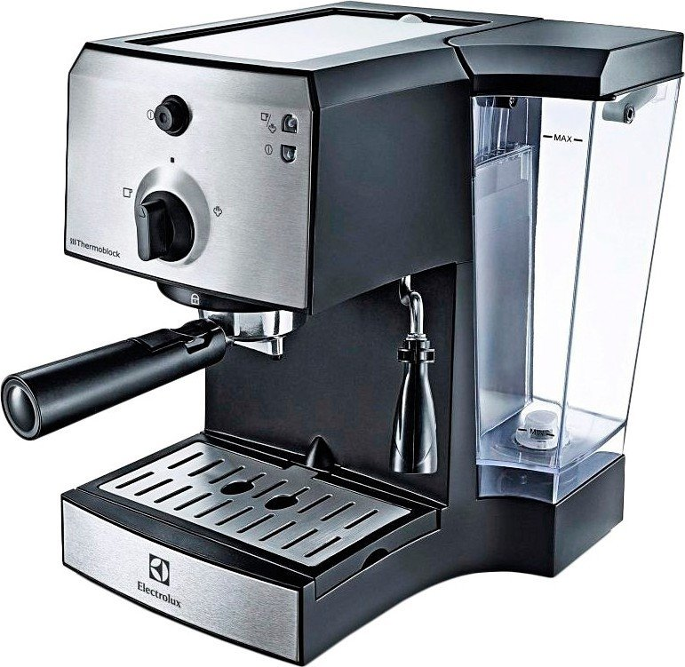 Внешний вид кофеварки Electrolux EEA111