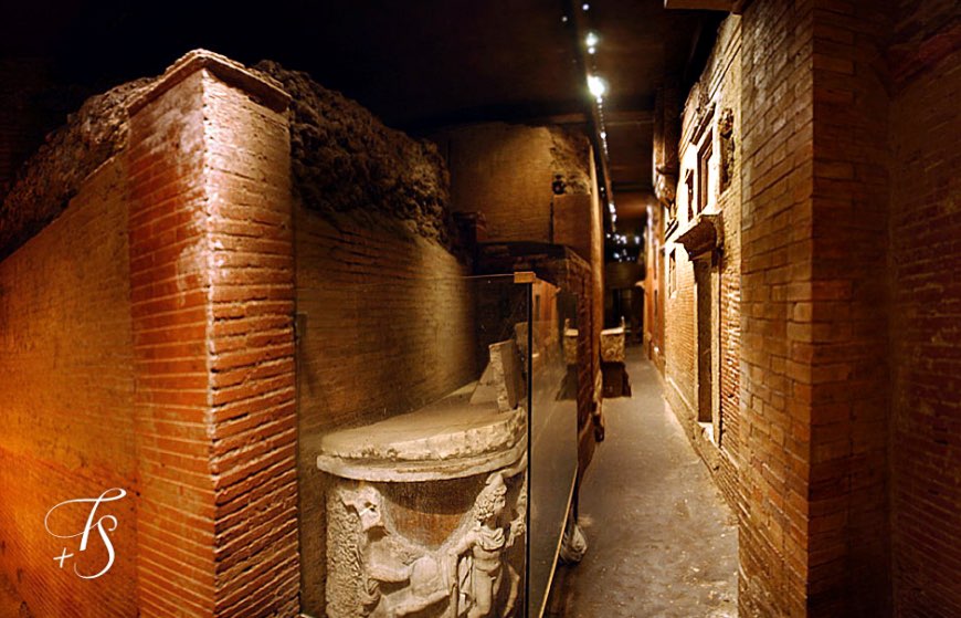 The necropolis alleyway