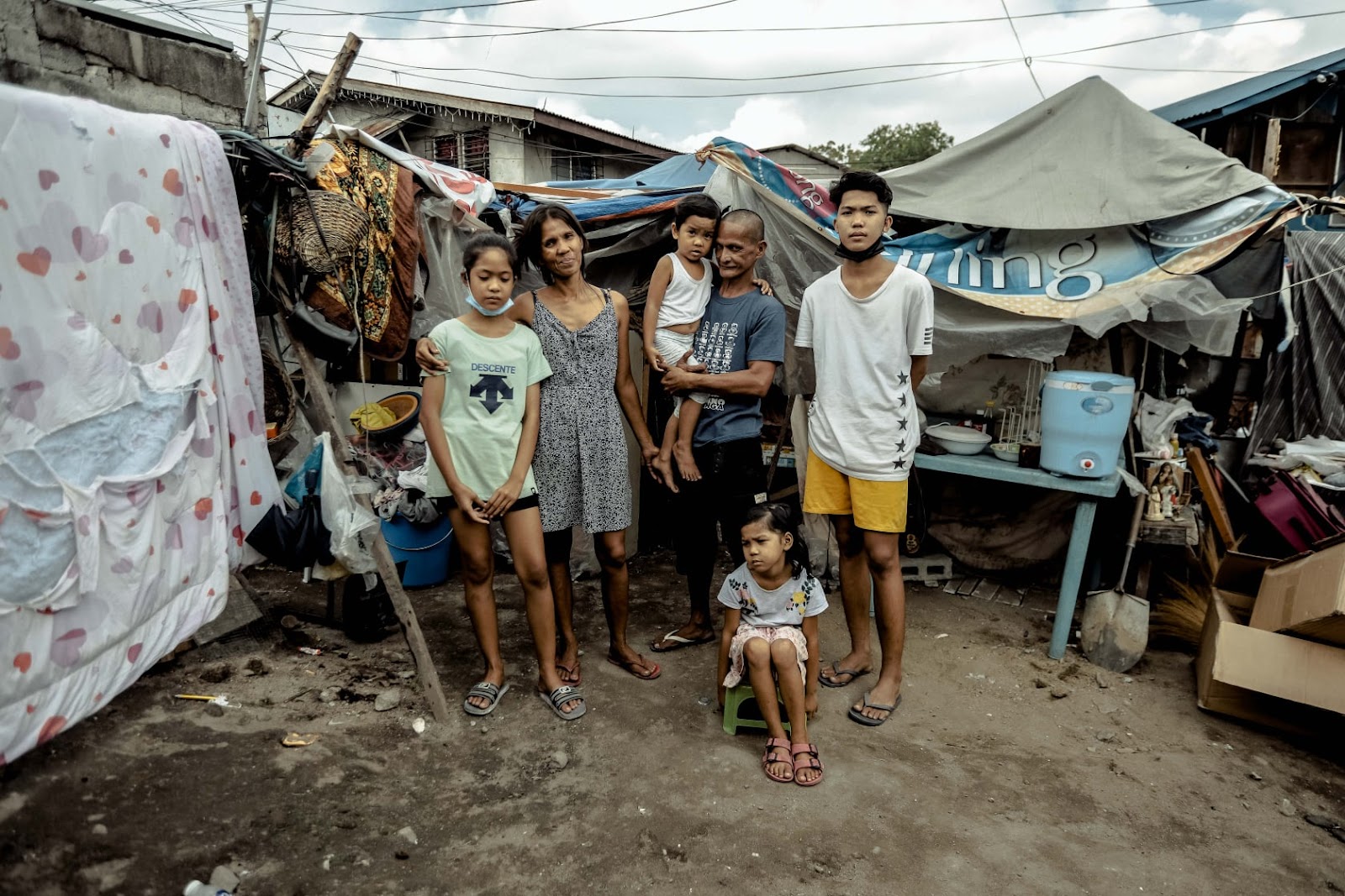 Rommel and Rosalyn and their six children