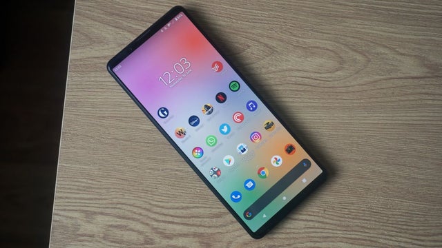 This image shows the Sony Xperia 1 IV.
