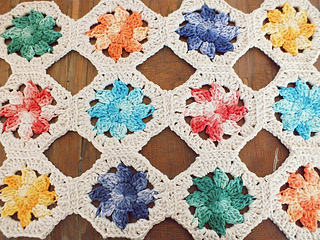 floral granny square table runner close up