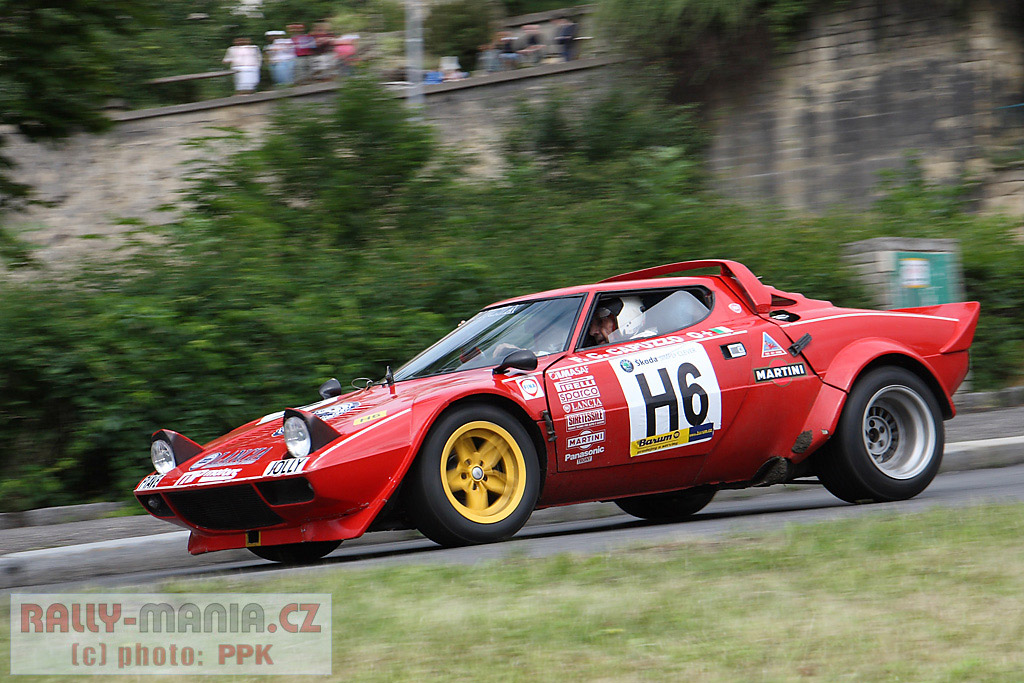 lancia stratos.jpg